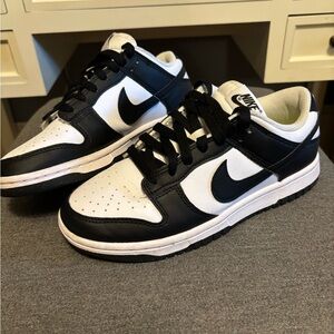 Women’s Panda (Black and White) Dunks